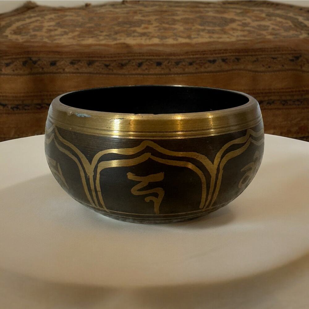 Unique Meditation Singing Bowl